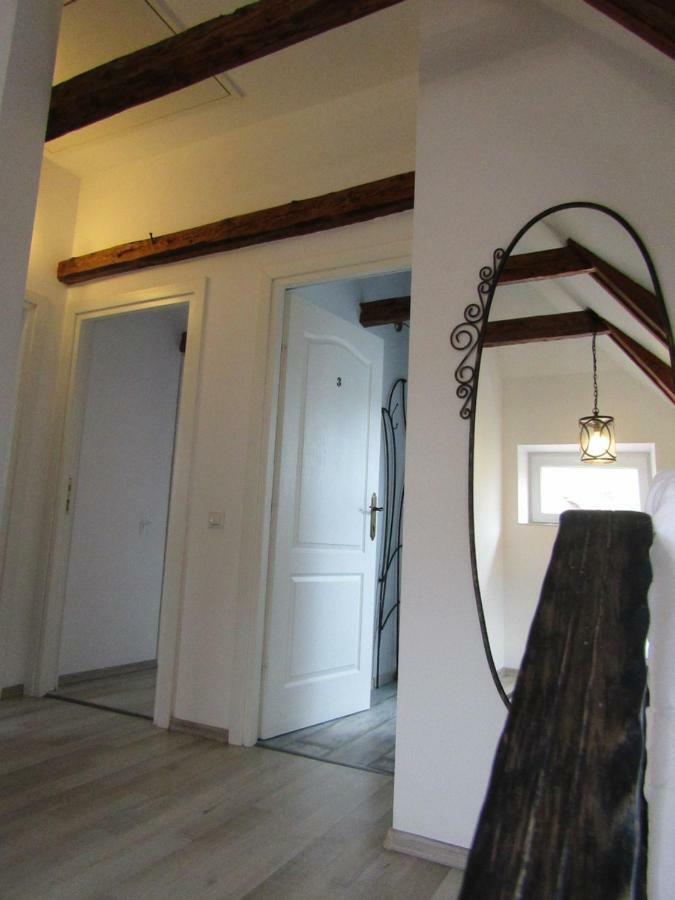Blue House Hotel Brasov Exterior photo