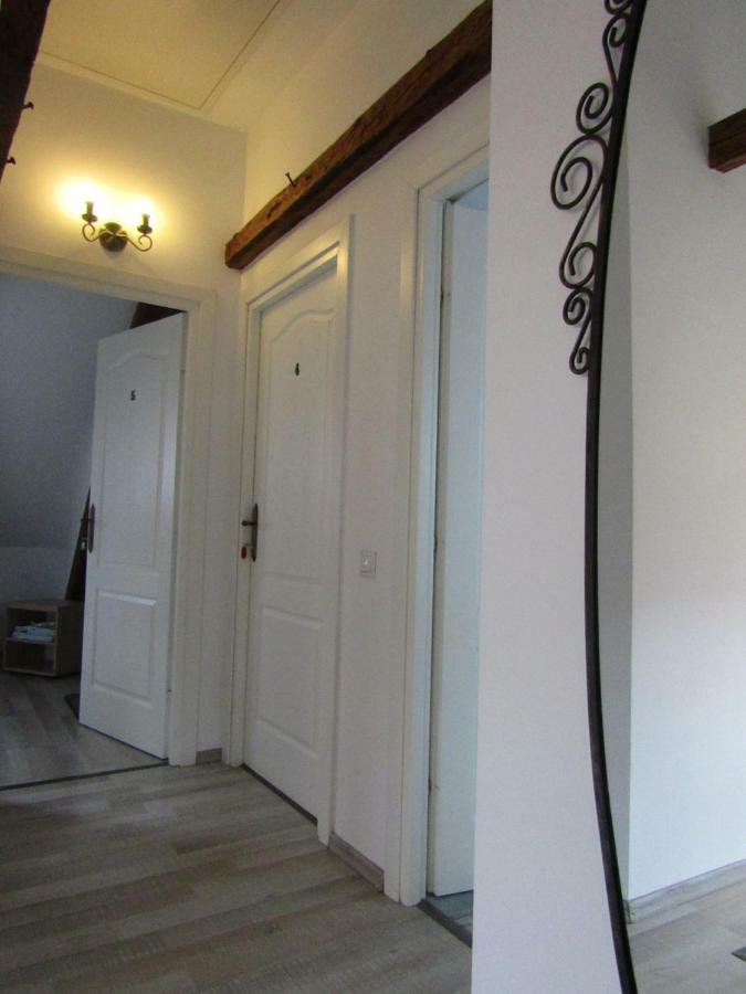 Blue House Hotel Brasov Exterior photo